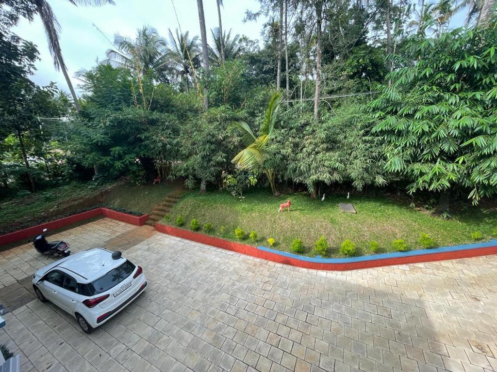 Silver Oak By Exuberance Stays วายานาด ภายนอก รูปภาพ